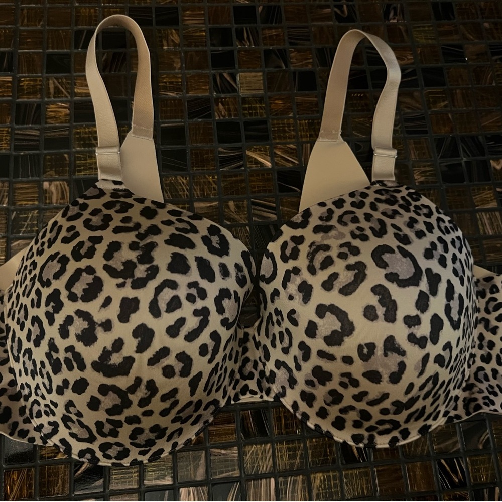 Soma Vanishing Back Full Coverage Bra